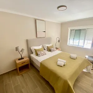 apartamento-flor-de-amendoeira.hotelaalgarve.com/