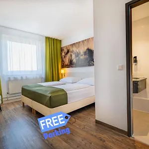 Lifehotel Vienna Airport פישמנד דורף