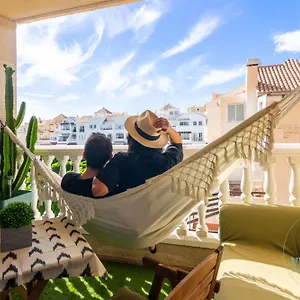 https://chill-center-apartament.es-andalucia.com